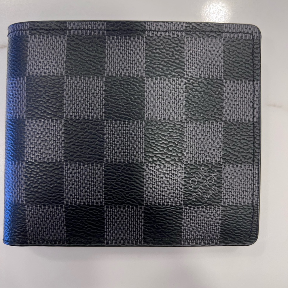 Louis Vuitton men’s wallet